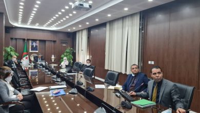 السيد محمد طارق بلعريبي في اجتماع تقييمي لقطاع السكن